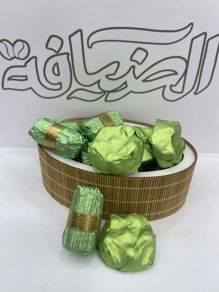 شوكولاتة بحشوة الفستق الحلبي (بستاشيو)